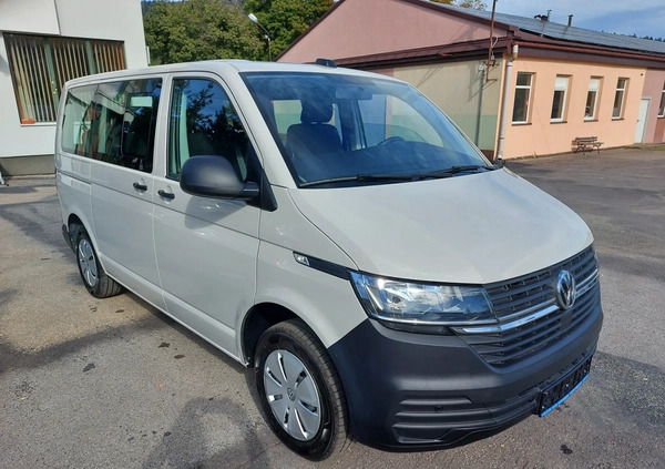 Volkswagen Caravelle cena 161130 przebieg: 58700, rok produkcji 2021 z Żuromin małe 352